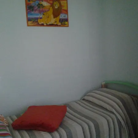 Laura Apartman *