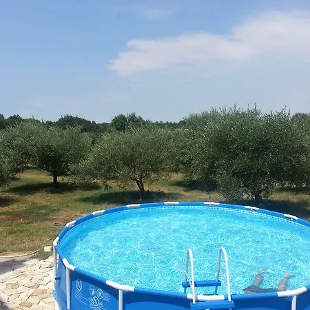 Apartman Laura *